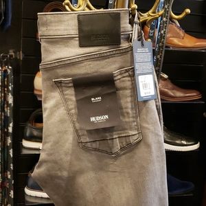 NEW HUDSON stretch denim. Slim. Straight.